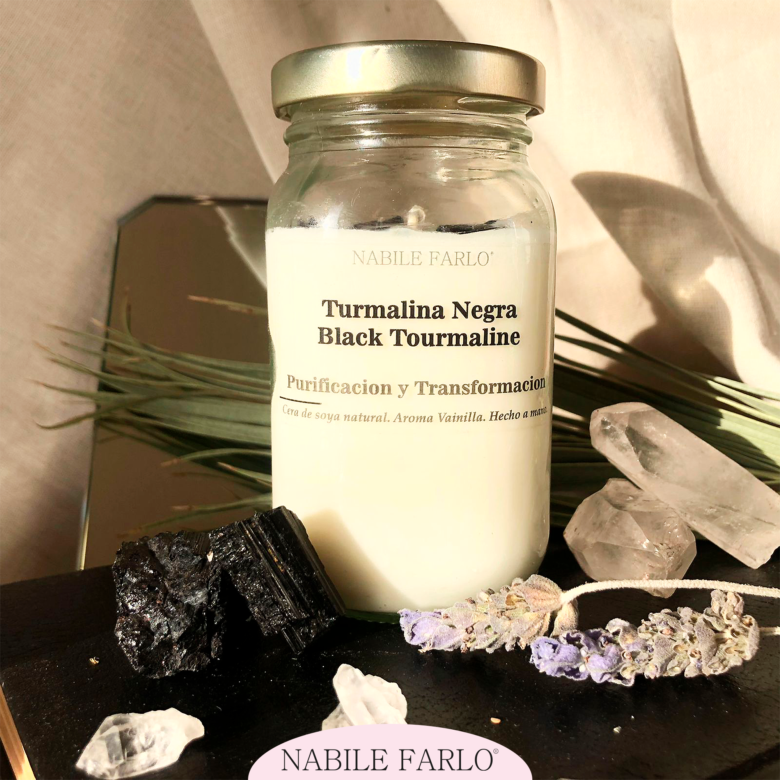 Vela de soya con turmalina negra